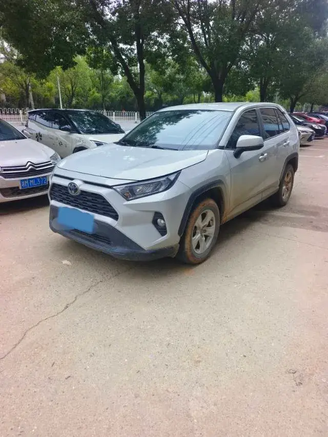 2021 Toyota RAV4 2.0L 171HP L4 CVT