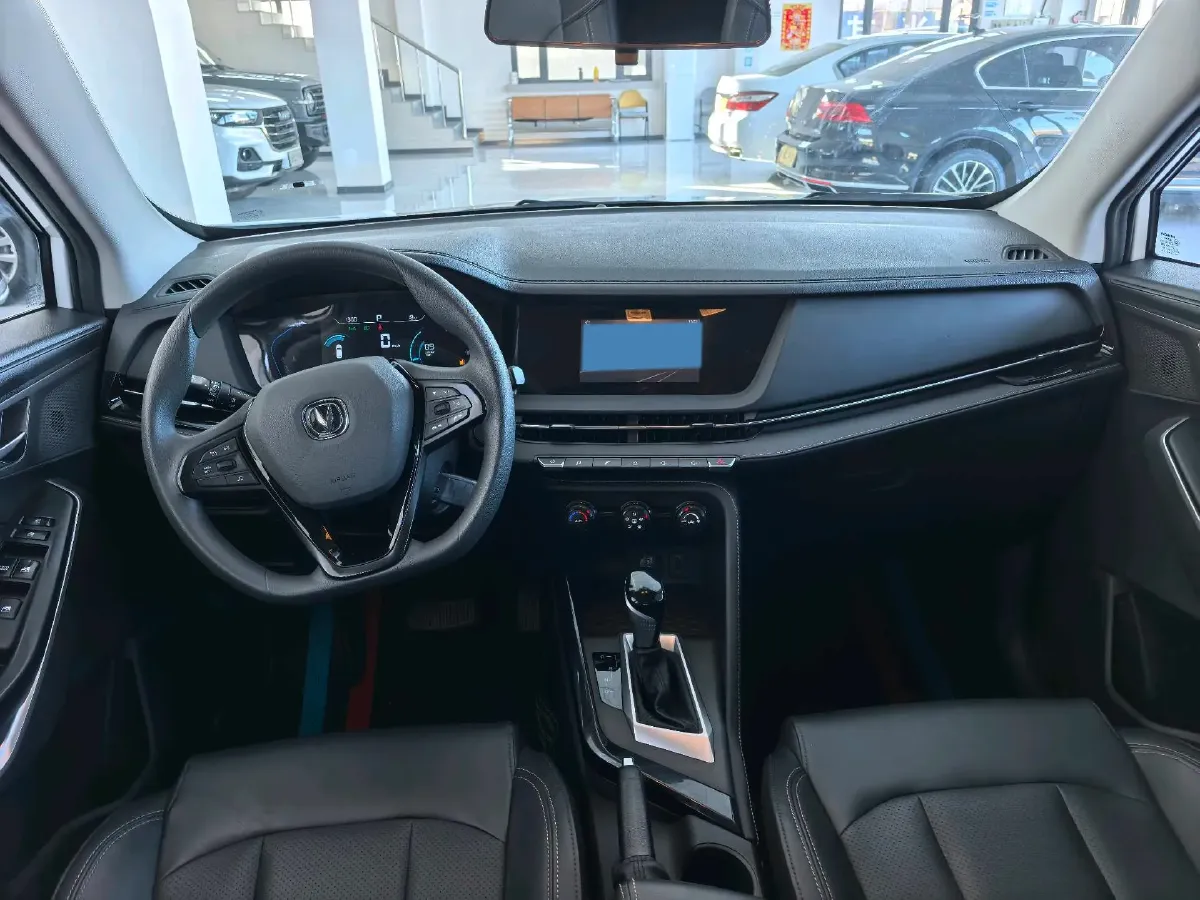 2021 ChangAn CS15 1.5L 107HP L4 5DCT,autocango,china used car exporter,china ev exporter,chinese used car exporter,chinese used ev exporter