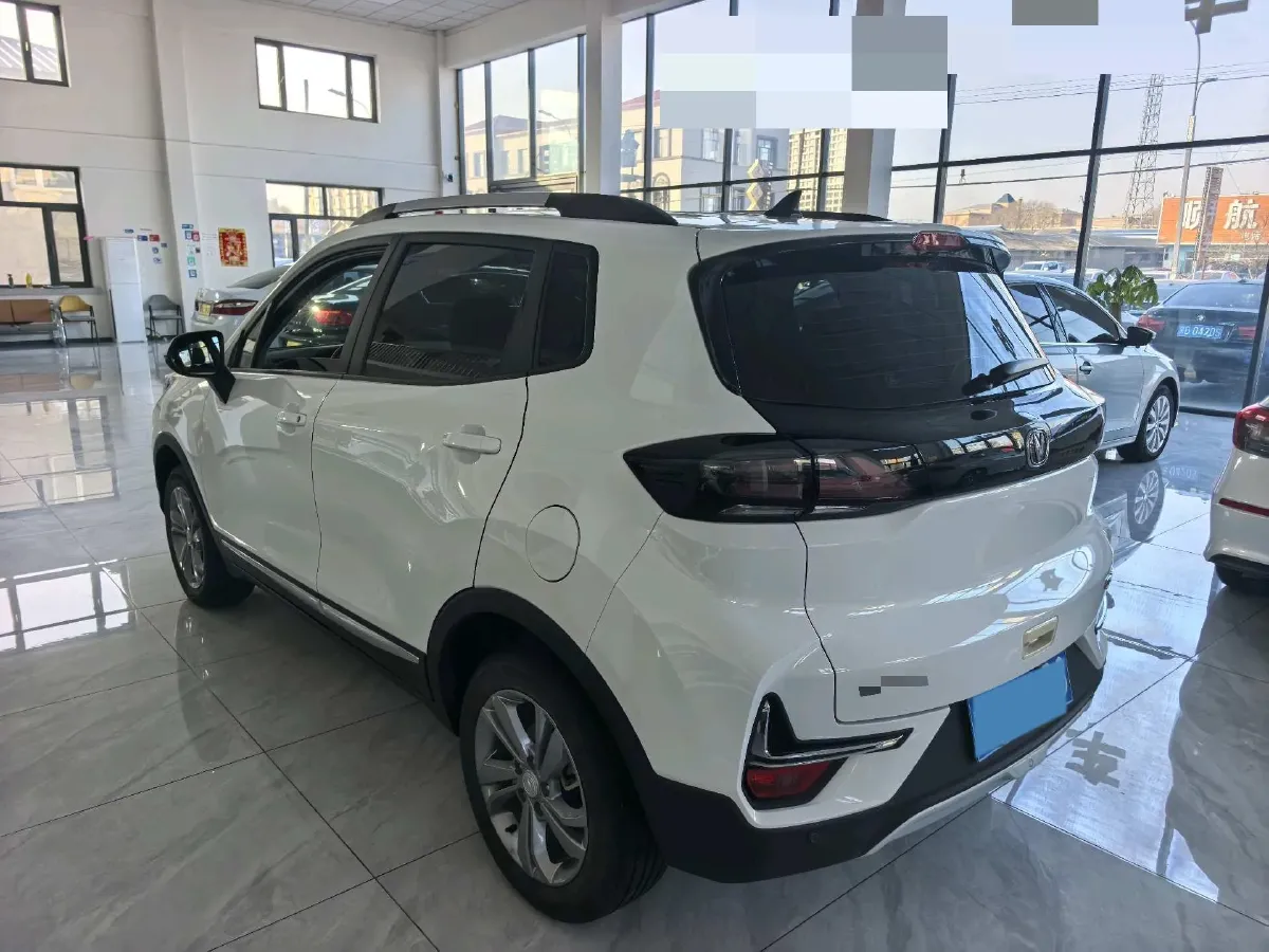 2021 ChangAn CS15 1.5L 107HP L4 5DCT,autocango,china used car exporter,china ev exporter,chinese used car exporter,chinese used ev exporter