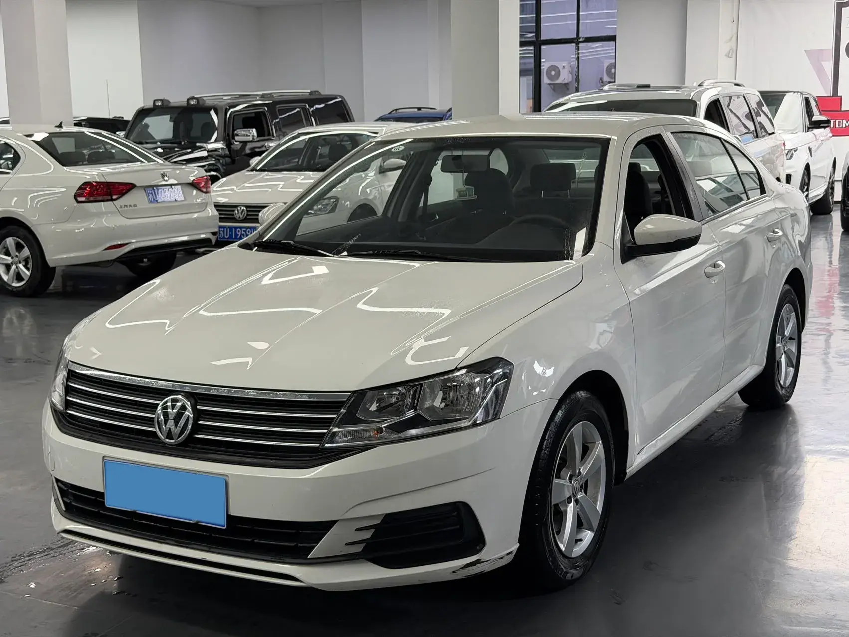 2019 VOLKSWAGEN LAVIDA view 1