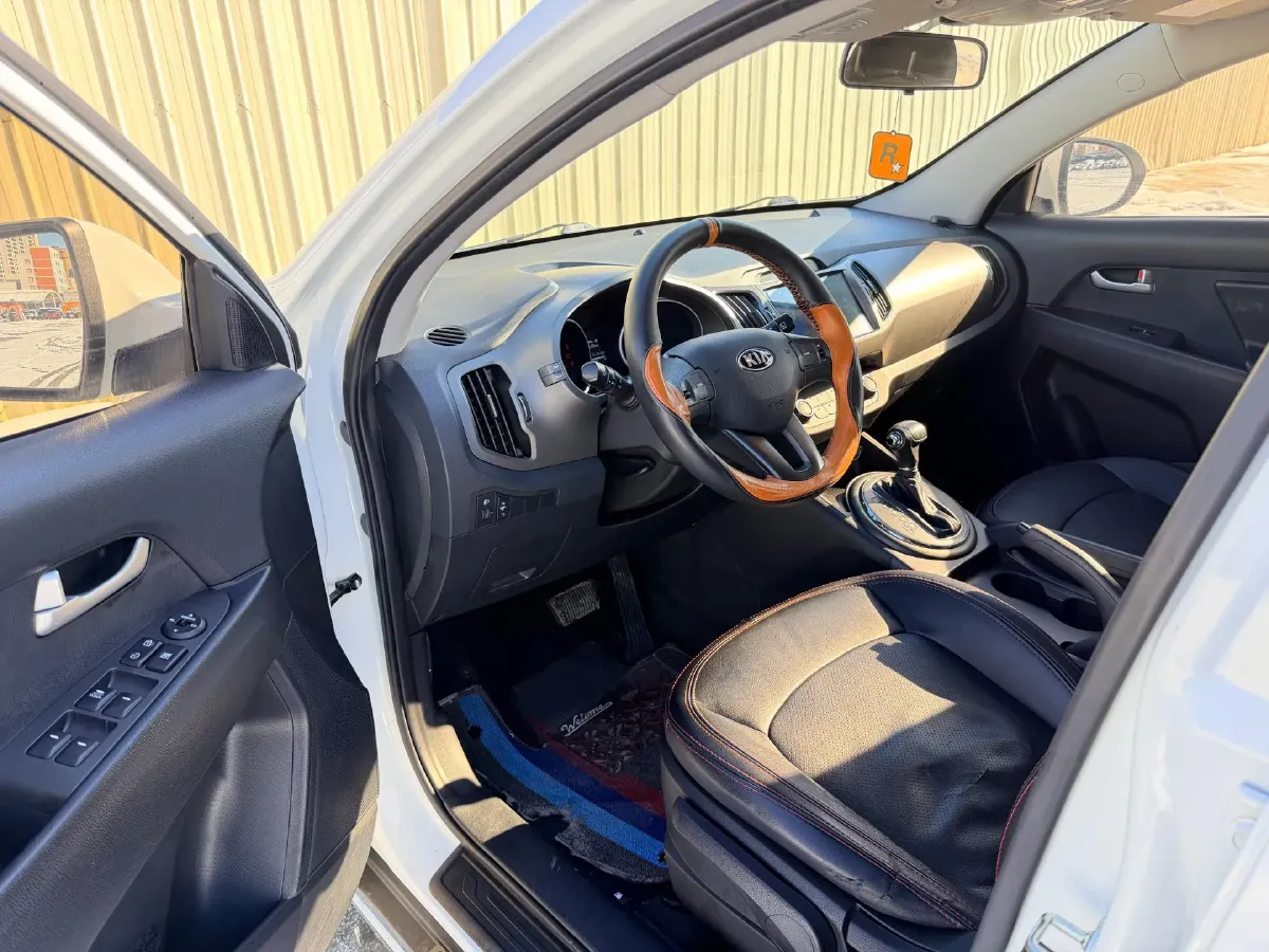 2016 Kia Sportage R 2.0L 165HP L4 6AT,autocango,china used car exporter,china ev exporter,chinese used car exporter,chinese used ev exporter