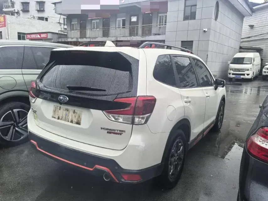 2021 SUBARU FORESTER thumbnail 4