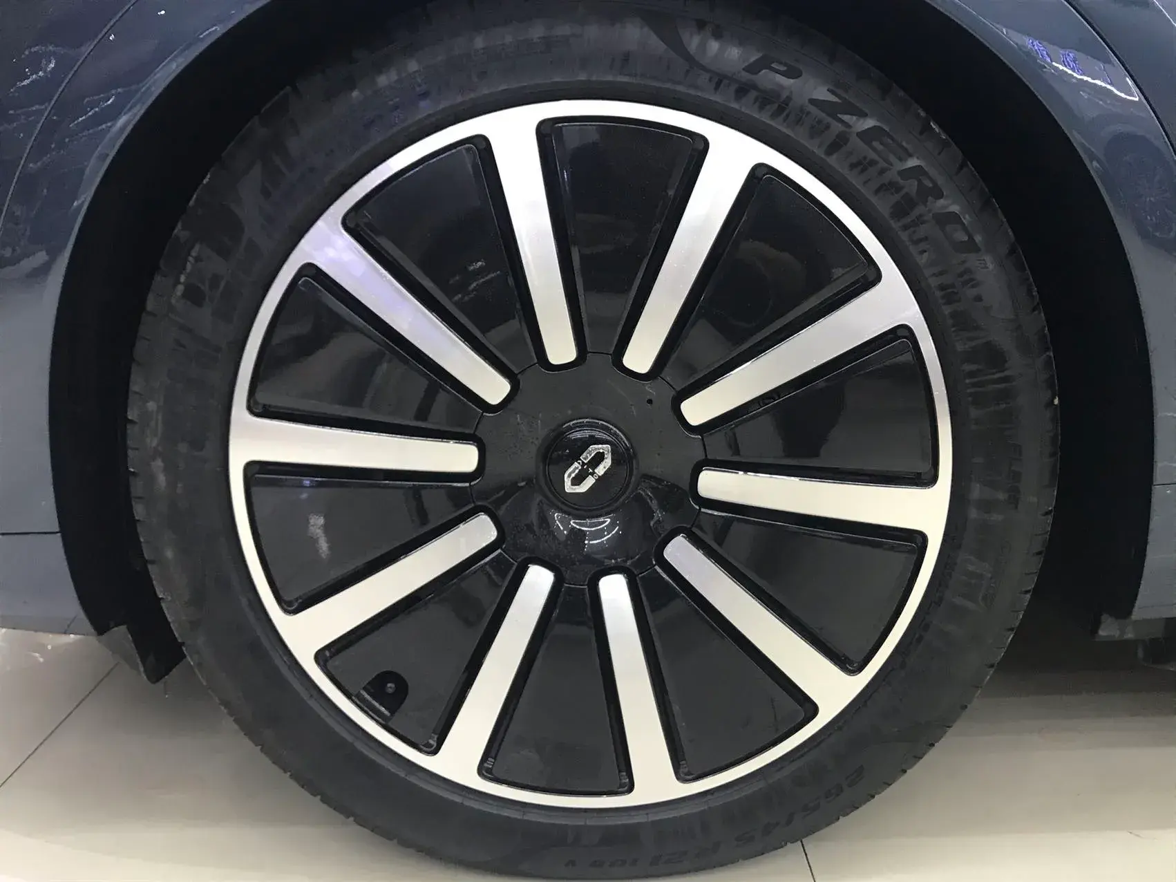 2024 AITO AITO thumbnail 3