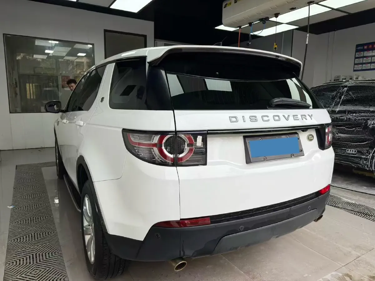 2019 Land Rover Discovery Sport 2.0T 200HP L4 9AT,autocango,china used car exporter,china ev exporter,chinese used car exporter,chinese used ev exporter