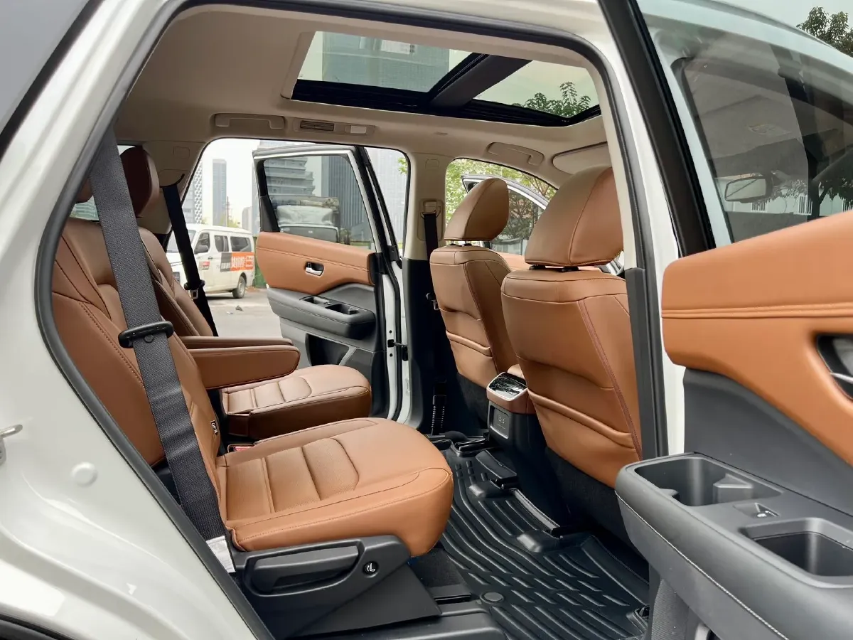 2024 Nissan Pathfinder 2.0T 252HP L4 9AT,autocango,china used car exporter,china ev exporter,chinese used car exporter,chinese used ev exporter