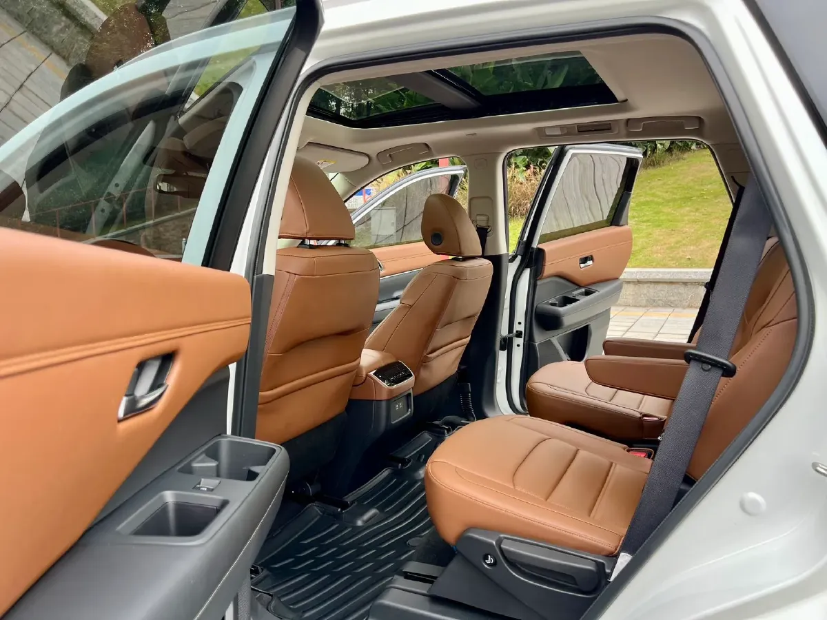 2024 Nissan Pathfinder 2.0T 252HP L4 9AT,autocango,china used car exporter,china ev exporter,chinese used car exporter,chinese used ev exporter