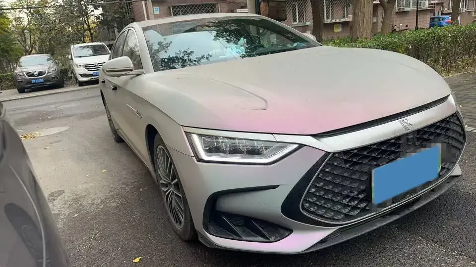 2024 BYD HAN thumbnail 2