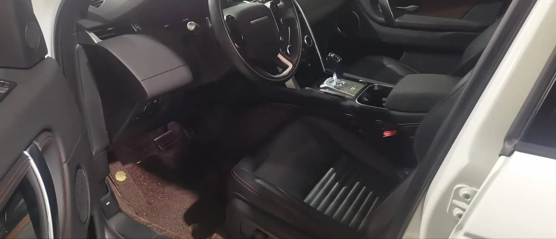 2021 Land Rover Discovery Sport 2.0T 249HP L4 9AT,autocango,china used car exporter,china ev exporter,chinese used car exporter,chinese used ev exporter