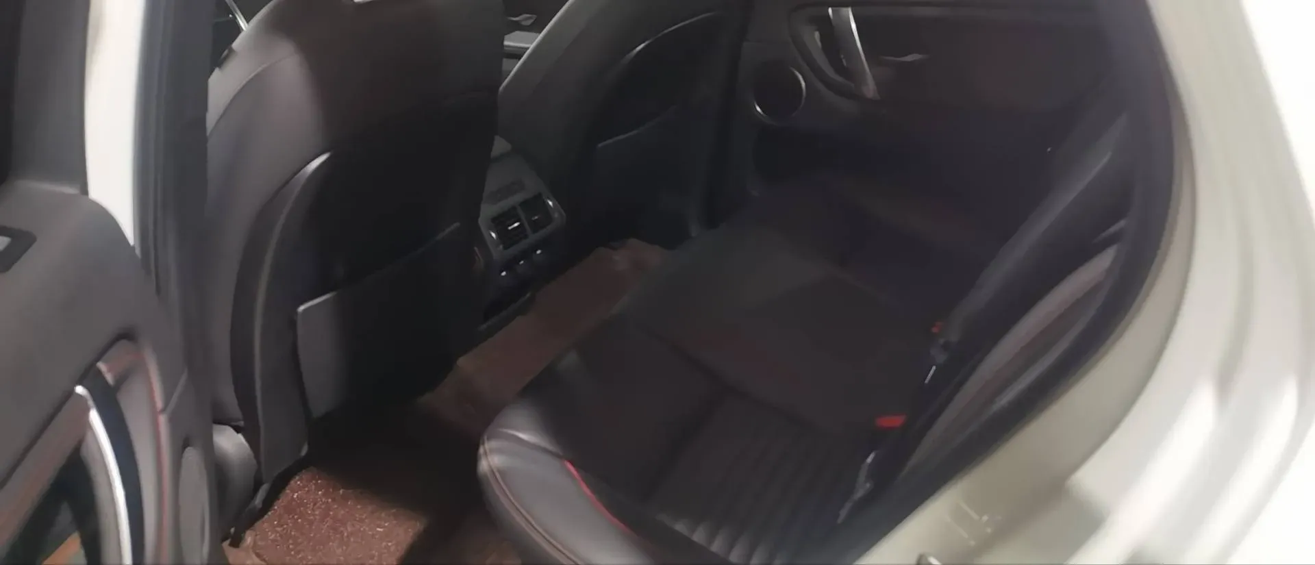 2021 Land Rover Discovery Sport 2.0T 249HP L4 9AT,autocango,china used car exporter,china ev exporter,chinese used car exporter,chinese used ev exporter