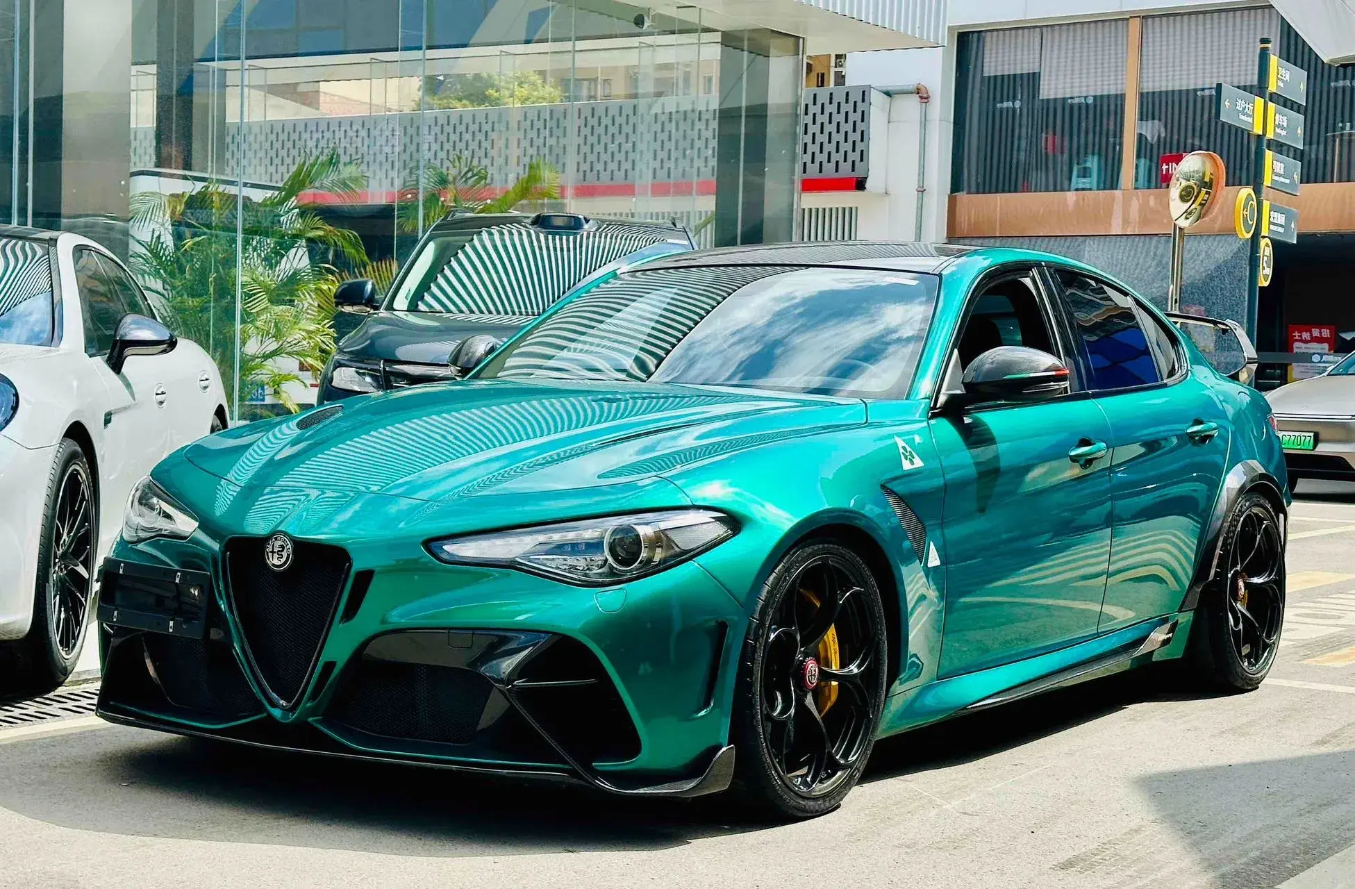 2021 ALFA ROMEO view 1