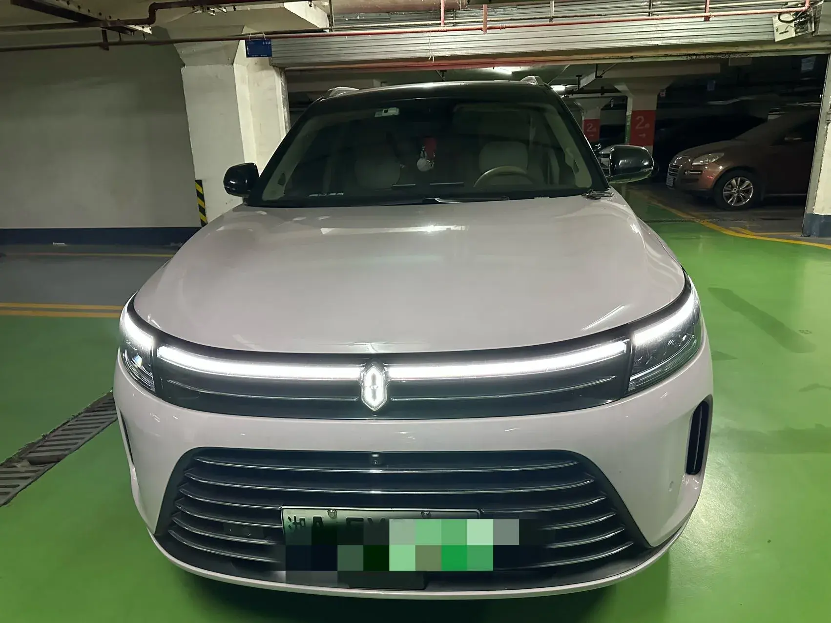 2023 AITO AITO thumbnail 2