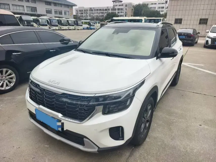2023 Kia Seltos 1.5L 115HP L4 CVT