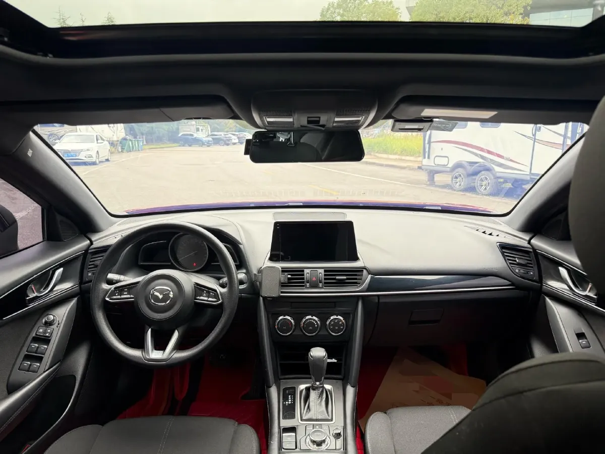 2020 Mazda CX-4 2.0L 158HP L4 6AT,autocango,china used car exporter,china ev exporter,chinese used car exporter,chinese used ev exporter