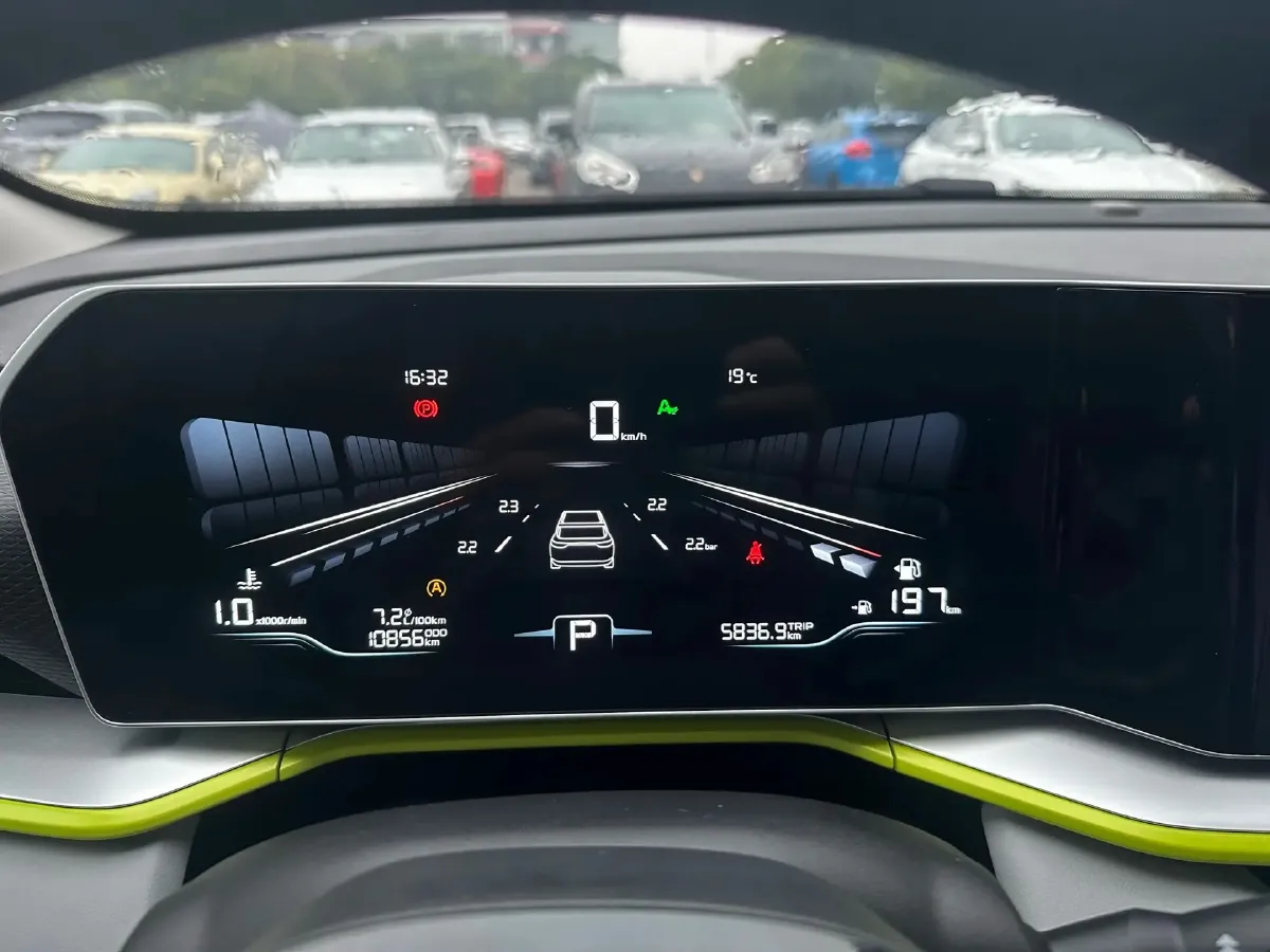 2023 Geely Coolray 1.5T 181HP L4 7DCT,autocango,china used car exporter,china ev exporter,chinese used car exporter,chinese used ev exporter