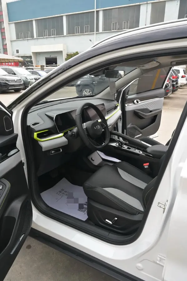 2023 Geely Coolray 1.5T 181HP L4 7DCT,autocango,china used car exporter,china ev exporter,chinese used car exporter,chinese used ev exporter