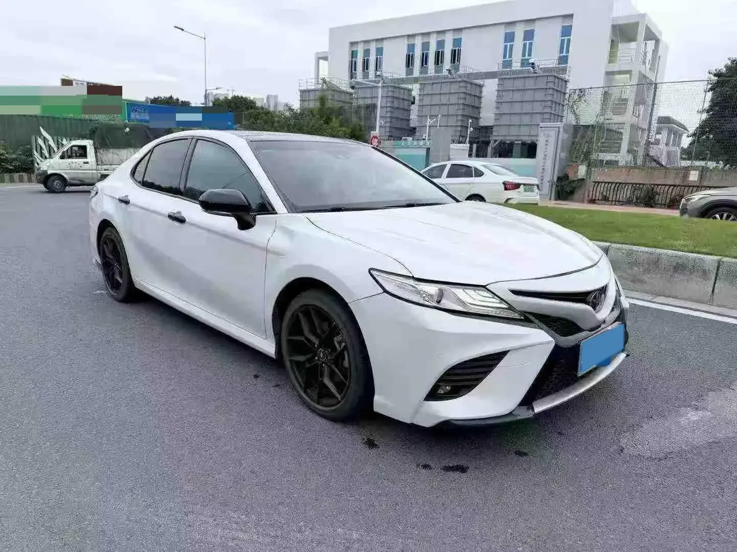 2019 TOYOTA CAMRY thumbnail 3