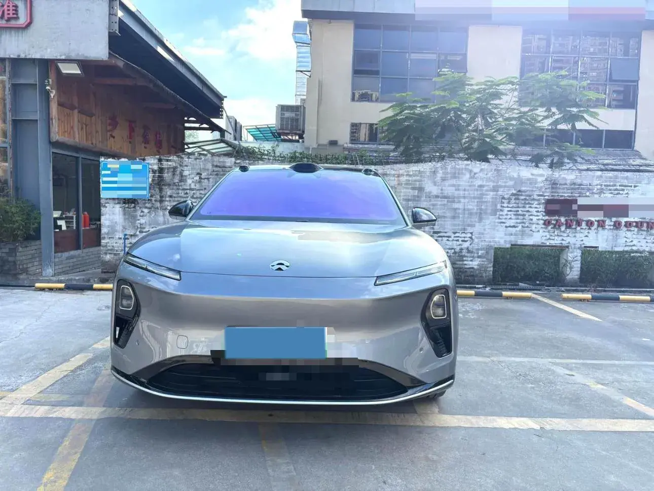 2025 NIO ET9 thumbnail 2