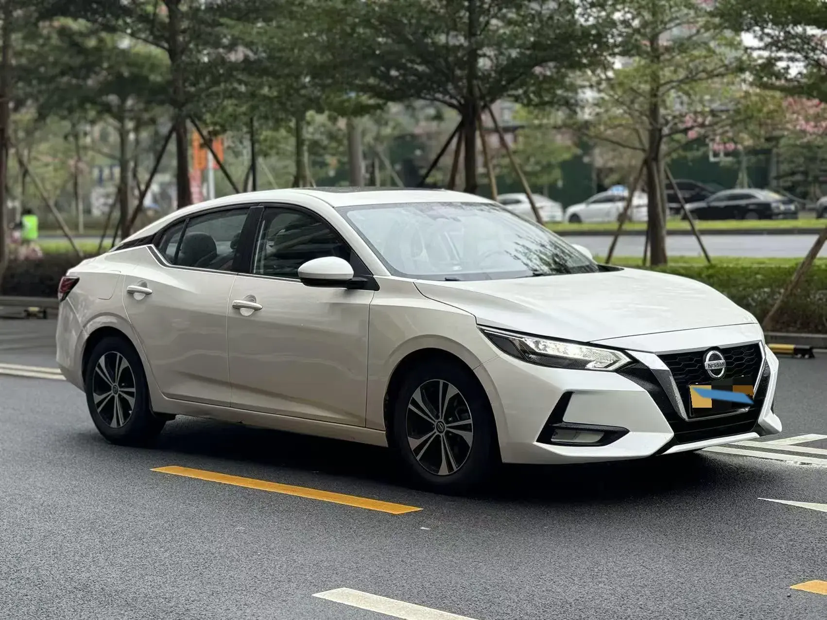 2020 NISSAN SYLPHY thumbnail 3