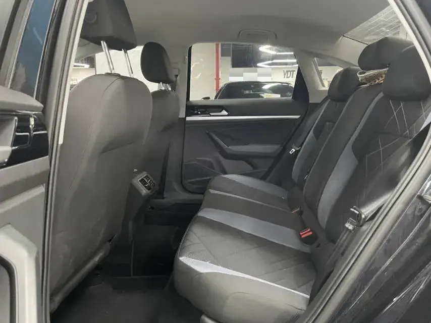 2023 VOLKSWAGEN LAVIDA thumbnail 4