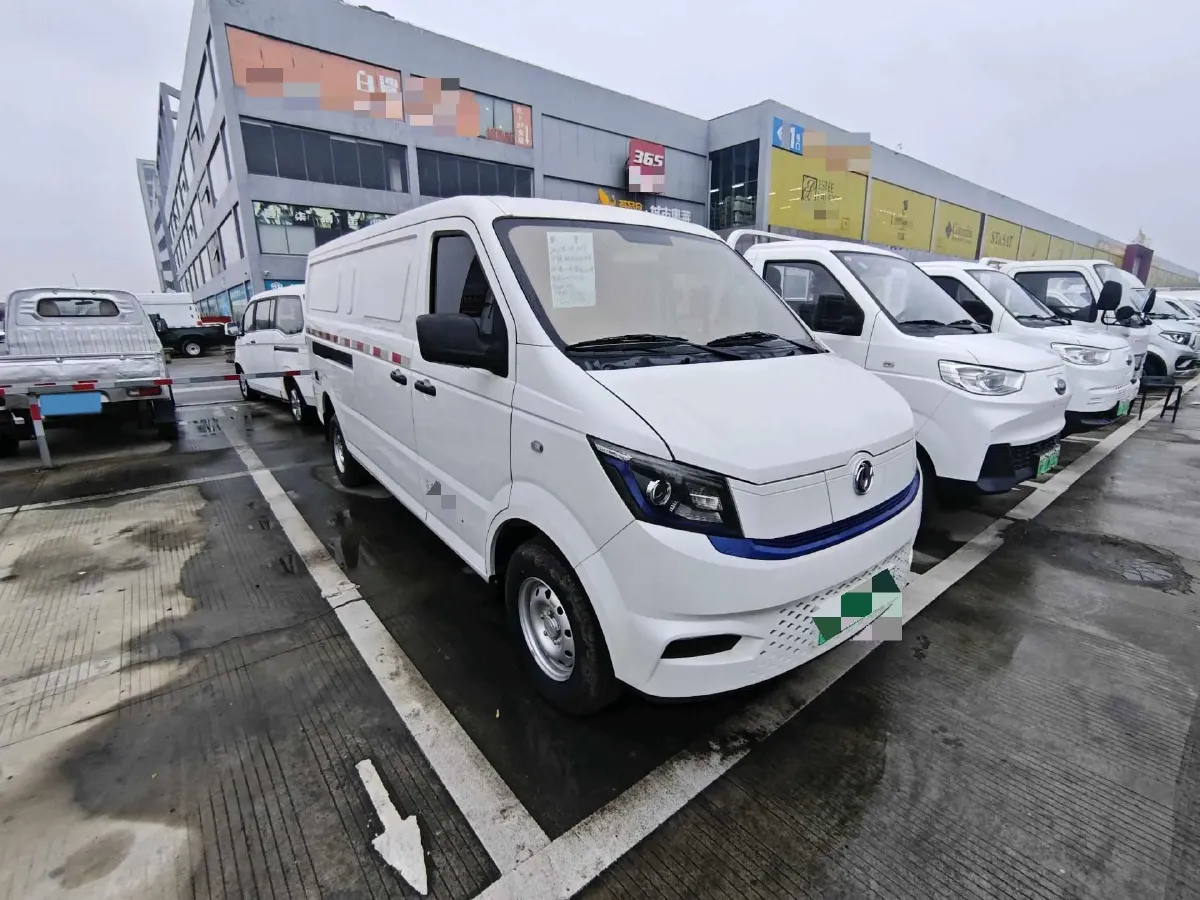 2024 Dongfeng YuFengEM27 BEV 41.472KWH,autocango,china used car exporter,china ev exporter,chinese used car exporter,chinese used ev exporter