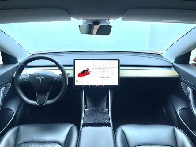 2019 TESLA MODEL thumbnail 4