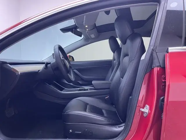 2019 TESLA MODEL thumbnail 2