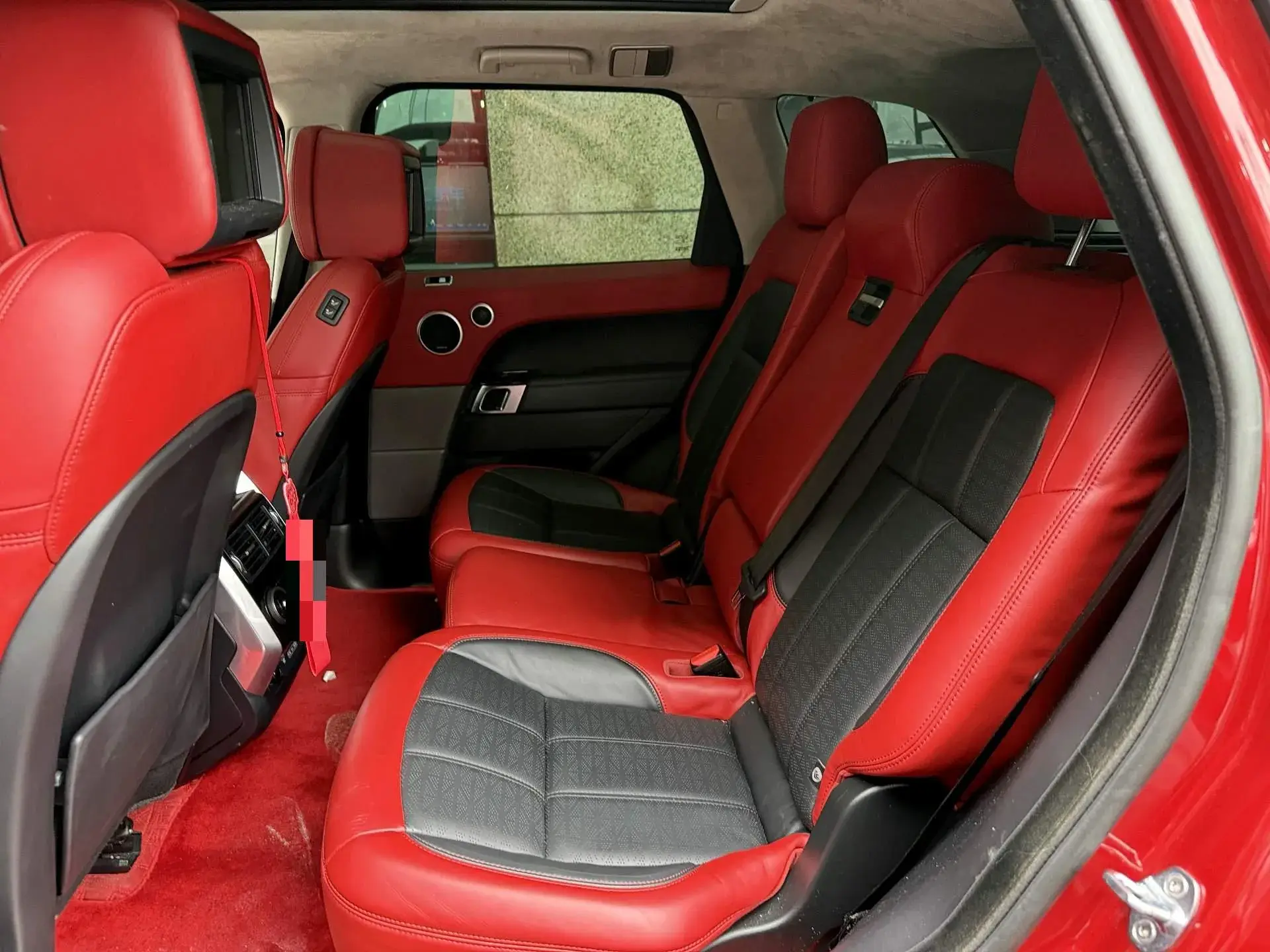 2018 LAND ROVER thumbnail 3