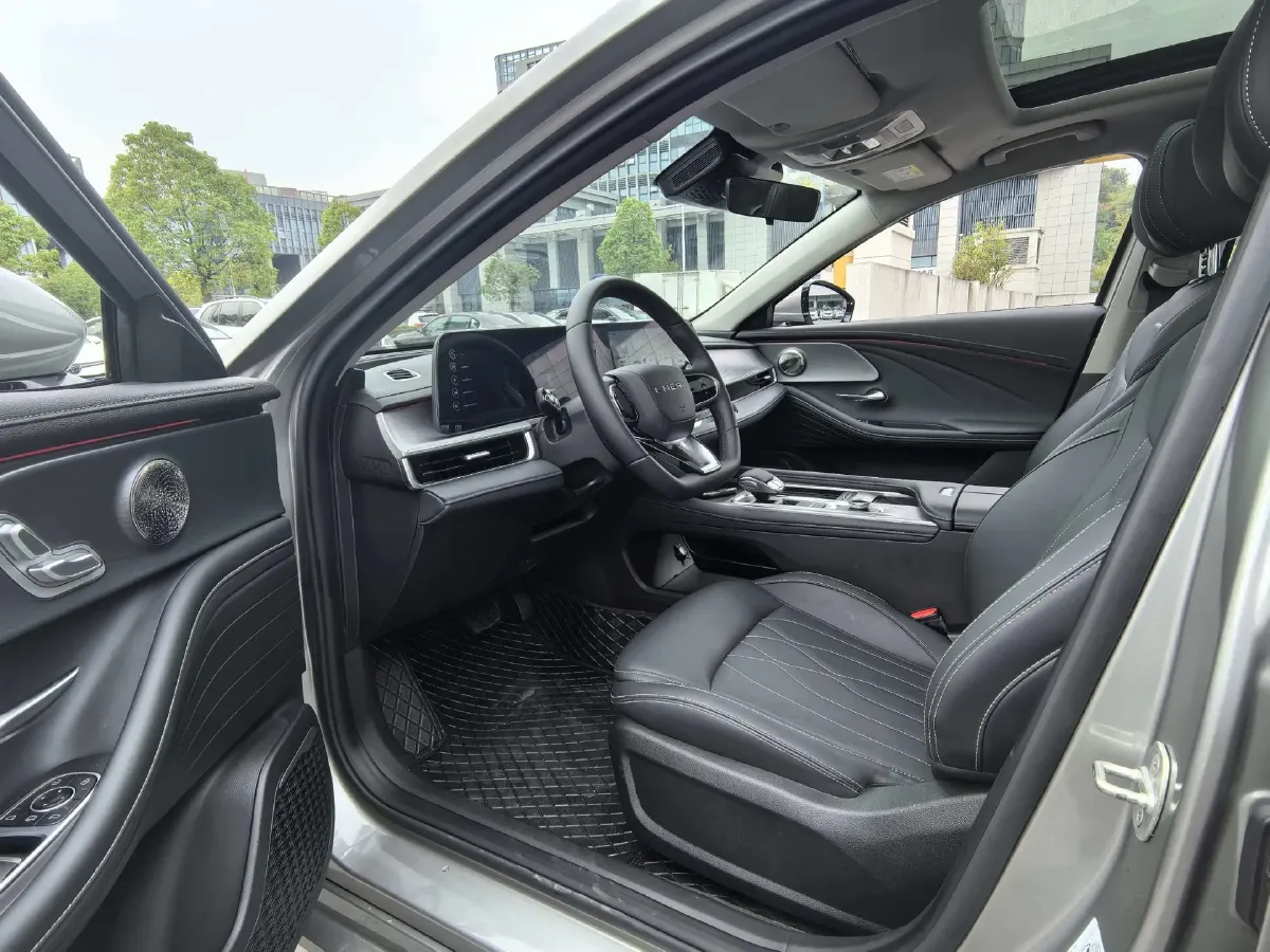 2024 Chery Arrizo 8 1.6T 197HP L4 7DCT,autocango,china used car exporter,china ev exporter,chinese used car exporter,chinese used ev exporter