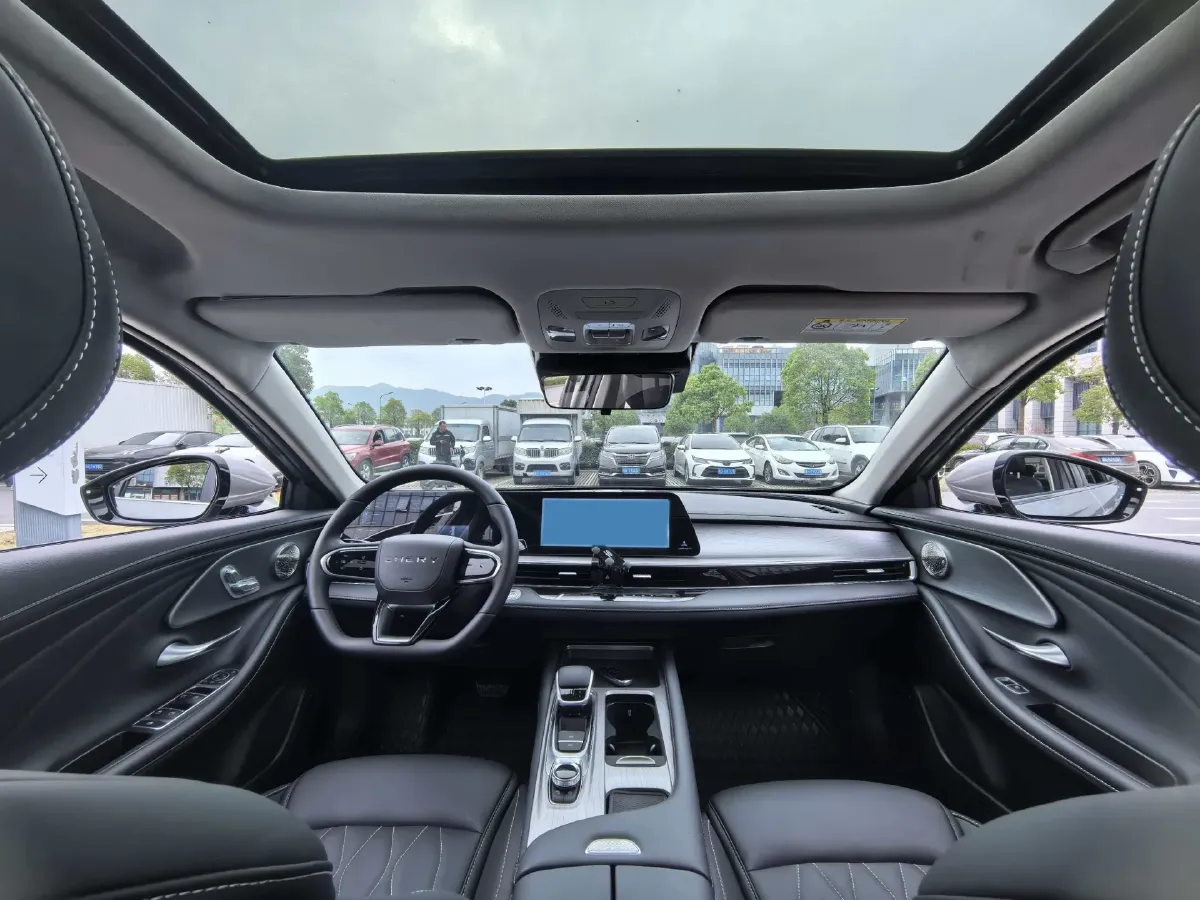 2024 Chery Arrizo 8 1.6T 197HP L4 7DCT,autocango,china used car exporter,china ev exporter,chinese used car exporter,chinese used ev exporter