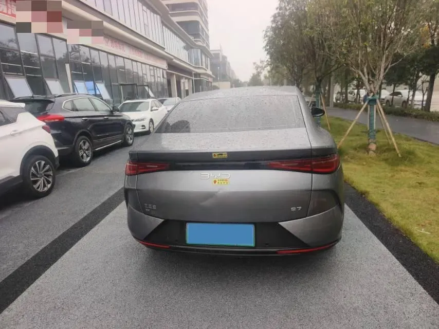 2025 BYD e7 BEV,autocango,china used car exporter,china ev exporter,chinese used car exporter,chinese used ev exporter