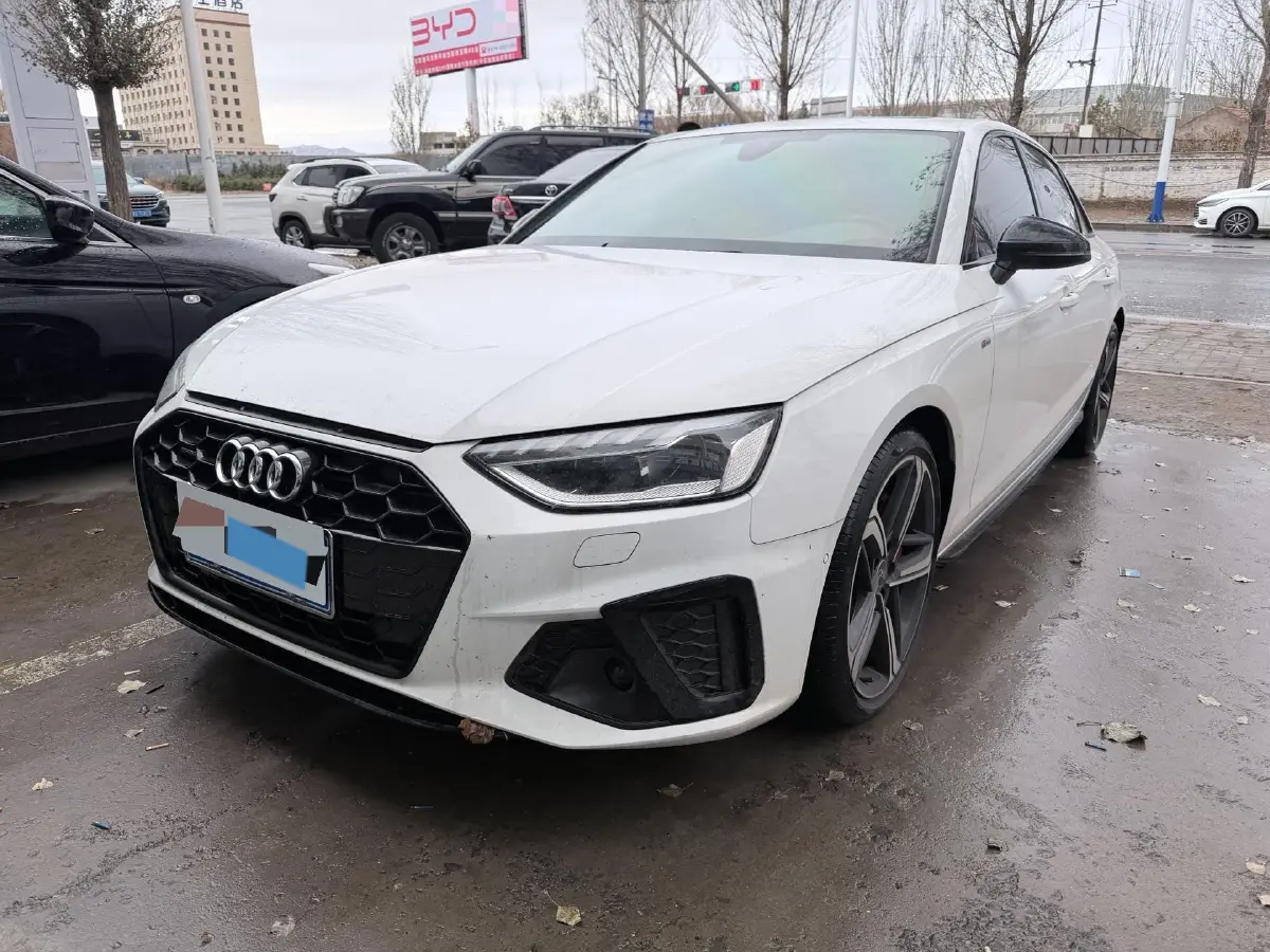 2022 Audi A4L 2.0T 252HP L4 7DCT