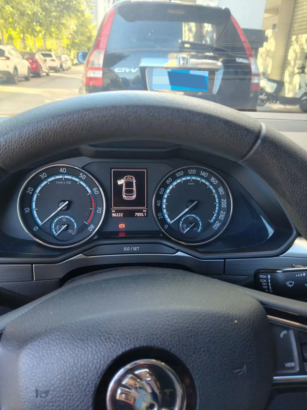 2019 SKODA SUPERB thumbnail 2