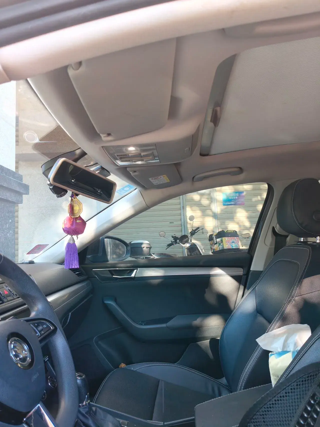 2019 SKODA SUPERB thumbnail 3