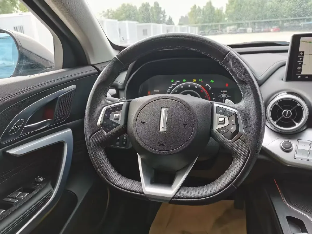 2017 Zotye T700 2.0T 190HP L4 8AT,autocango,china used car exporter,china ev exporter,chinese used car exporter,chinese used ev exporter