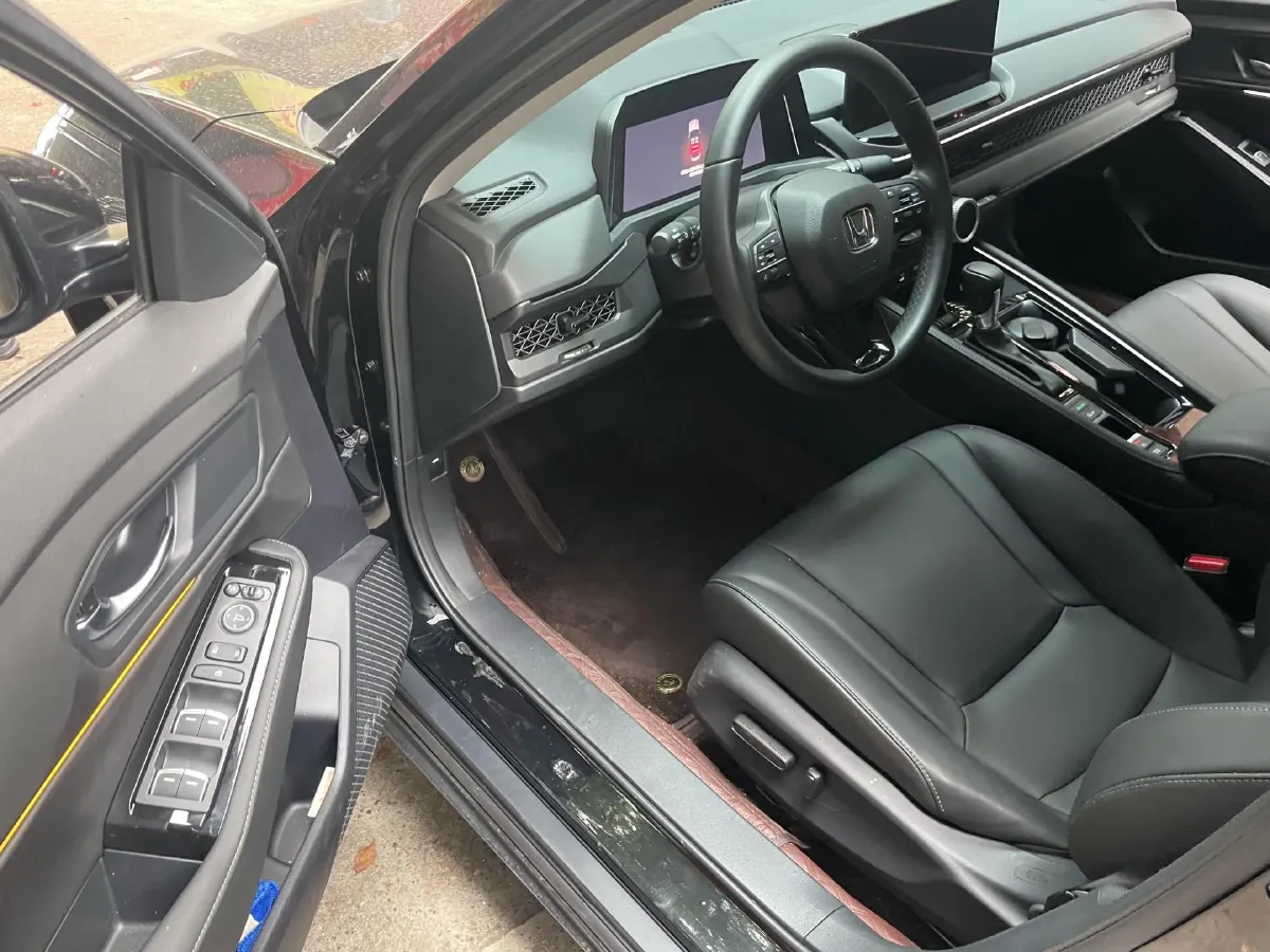 2025 Honda Accord 1.5T 192HP L4 CVT,autocango,china used car exporter,china ev exporter,chinese used car exporter,chinese used ev exporter