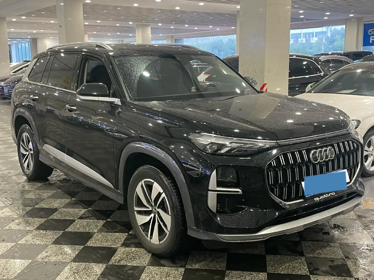 2024 Audi Q6 2.0T 231HP L4 7DCT,autocango,china used car exporter,china ev exporter,chinese used car exporter,chinese used ev exporter
