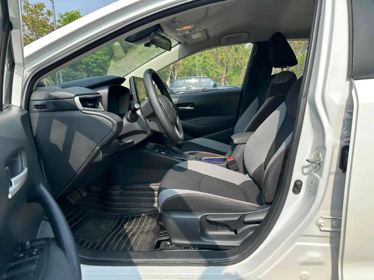 2021 Toyota Corolla 1.2T 116HP L4 CVT,autocango,china used car exporter,china ev exporter,chinese used car exporter,chinese used ev exporter