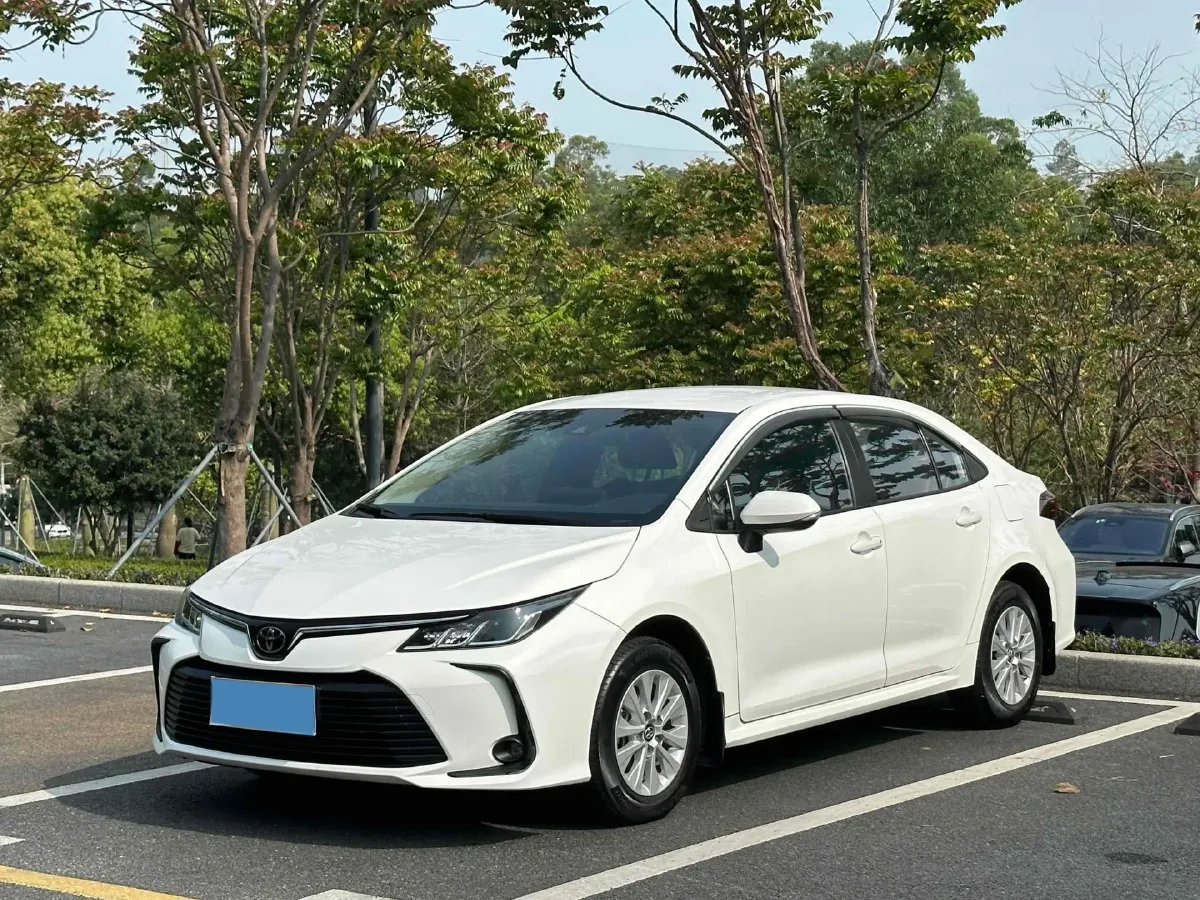2021 Toyota Corolla 1.2T 116HP L4 CVT,autocango,china used car exporter,china ev exporter,chinese used car exporter,chinese used ev exporter