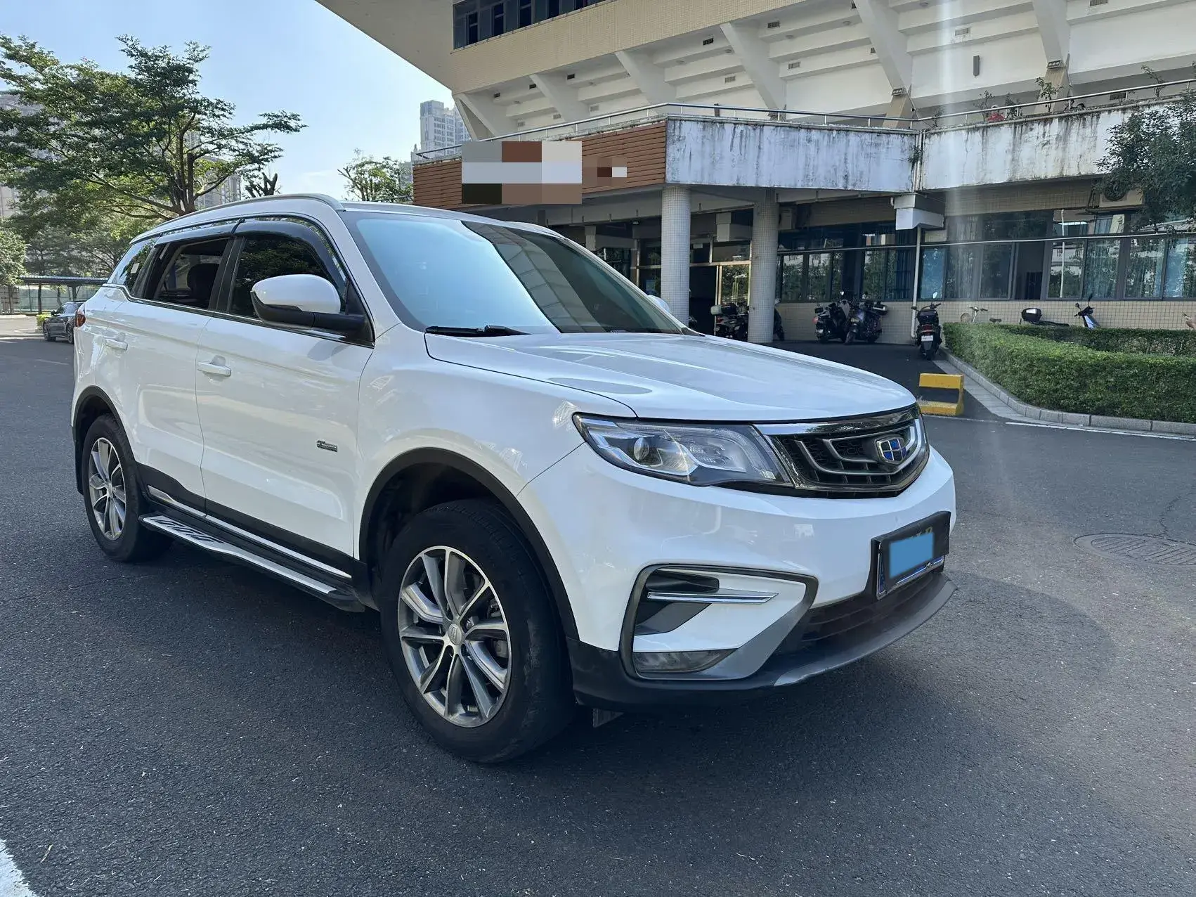 2018 GEELY AZKARRA thumbnail 3