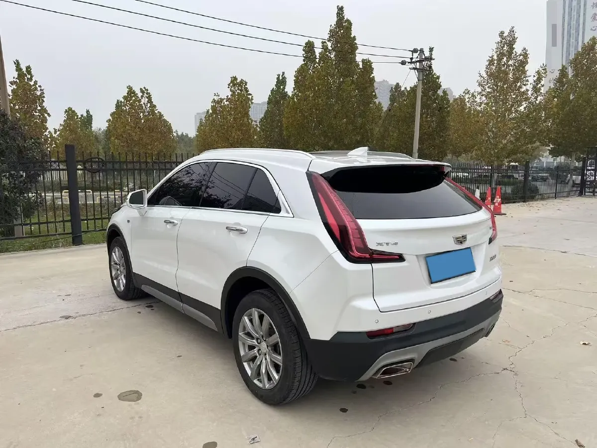 2018 Cadillac XT4 2.0T 241HP L4 9AT,autocango,china used car exporter,china ev exporter,chinese used car exporter,chinese used ev exporter