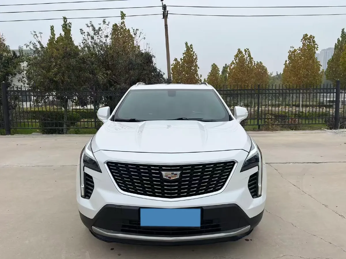 2018 Cadillac XT4 2.0T 241HP L4 9AT,autocango,china used car exporter,china ev exporter,chinese used car exporter,chinese used ev exporter