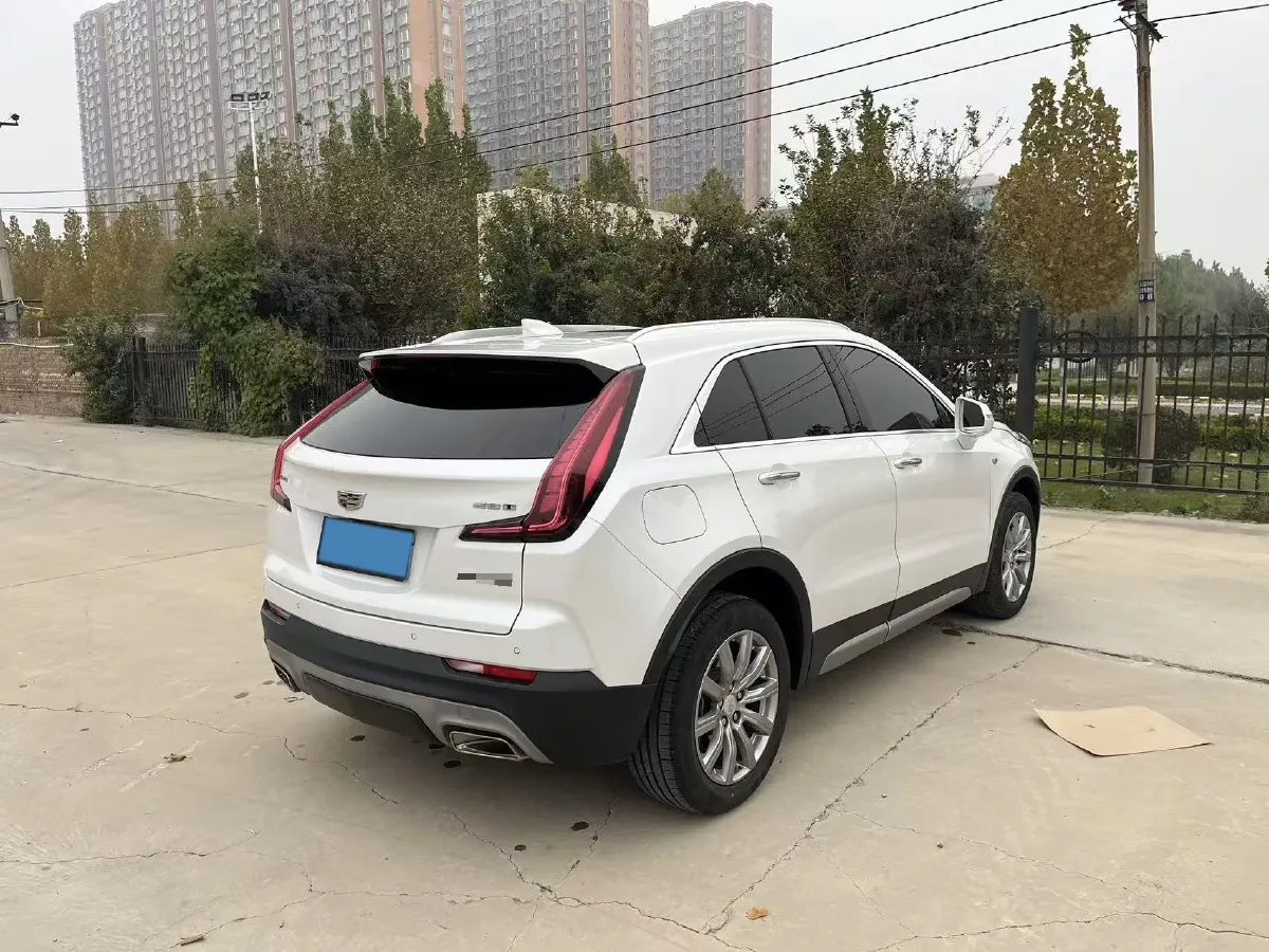 2018 Cadillac XT4 2.0T 241HP L4 9AT,autocango,china used car exporter,china ev exporter,chinese used car exporter,chinese used ev exporter