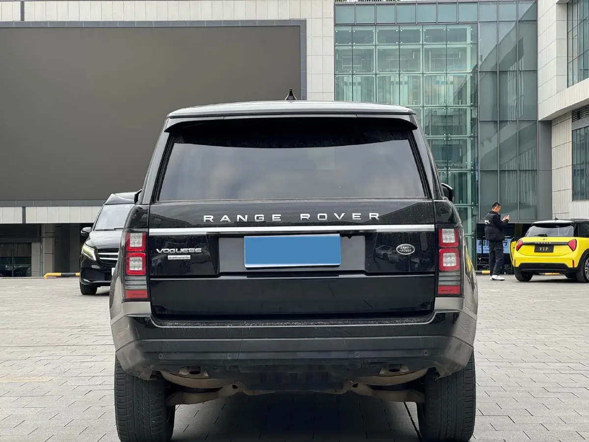 2017 Land Rover Range Rover 3.0T 340HP V6 8AT,autocango,china used car exporter,china ev exporter,chinese used car exporter,chinese used ev exporter