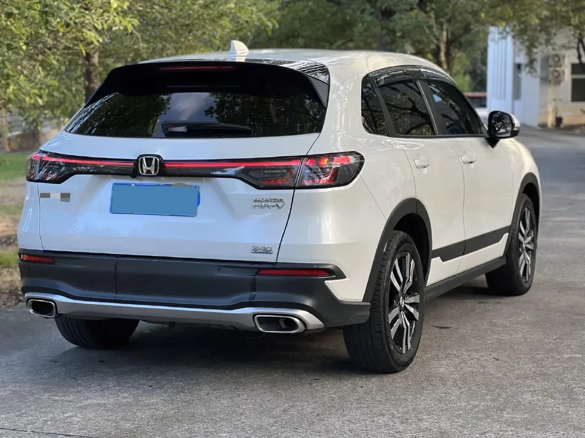 2023 Honda HR-V 1.5T 182HP L4 CVT,autocango,china used car exporter,china ev exporter,chinese used car exporter,chinese used ev exporter