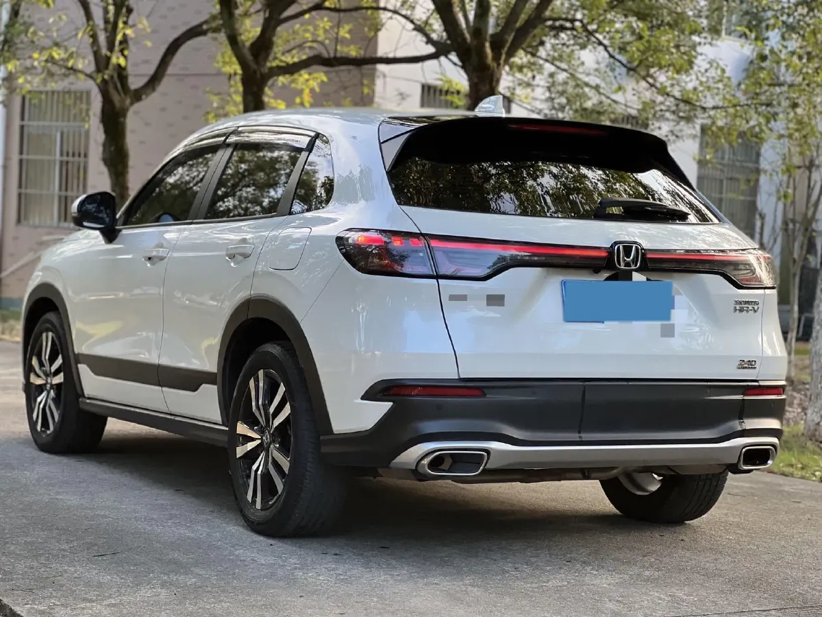 2023 Honda HR-V 1.5T 182HP L4 CVT,autocango,china used car exporter,china ev exporter,chinese used car exporter,chinese used ev exporter