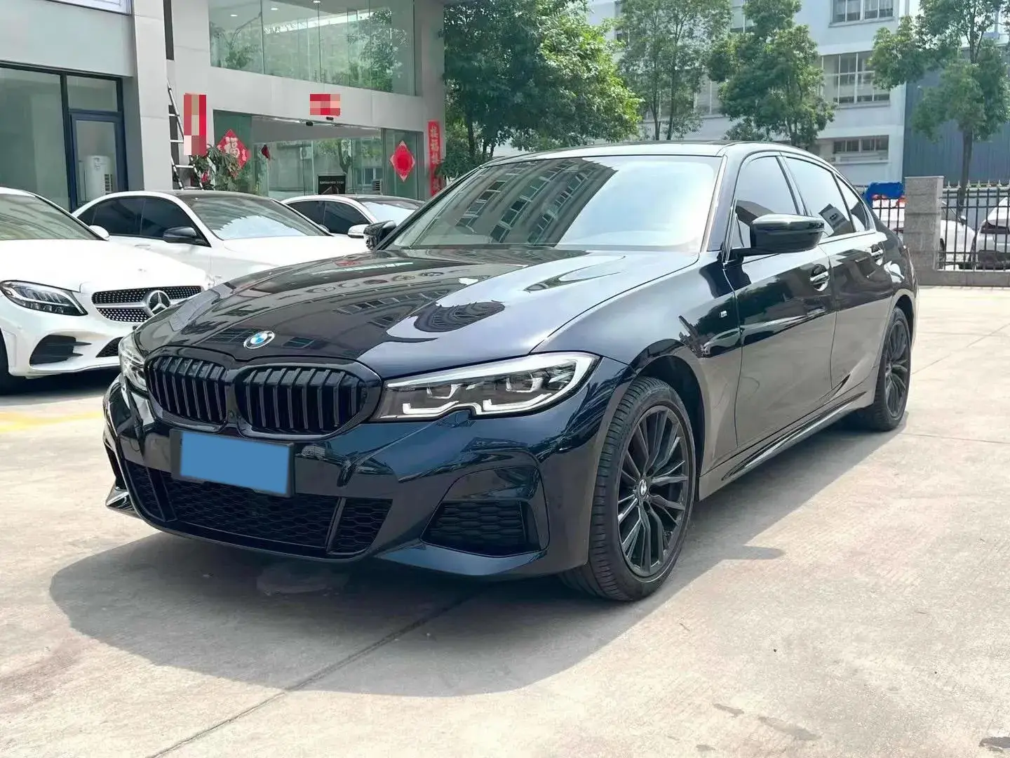 2021 BMW 3 view 1