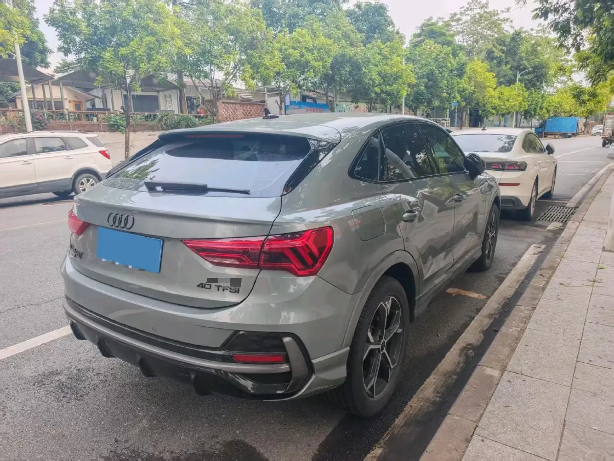 2024 Audi Q3 Sportback 2.0T 186HP L4 7DCT,autocango,china used car exporter,china ev exporter,chinese used car exporter,chinese used ev exporter