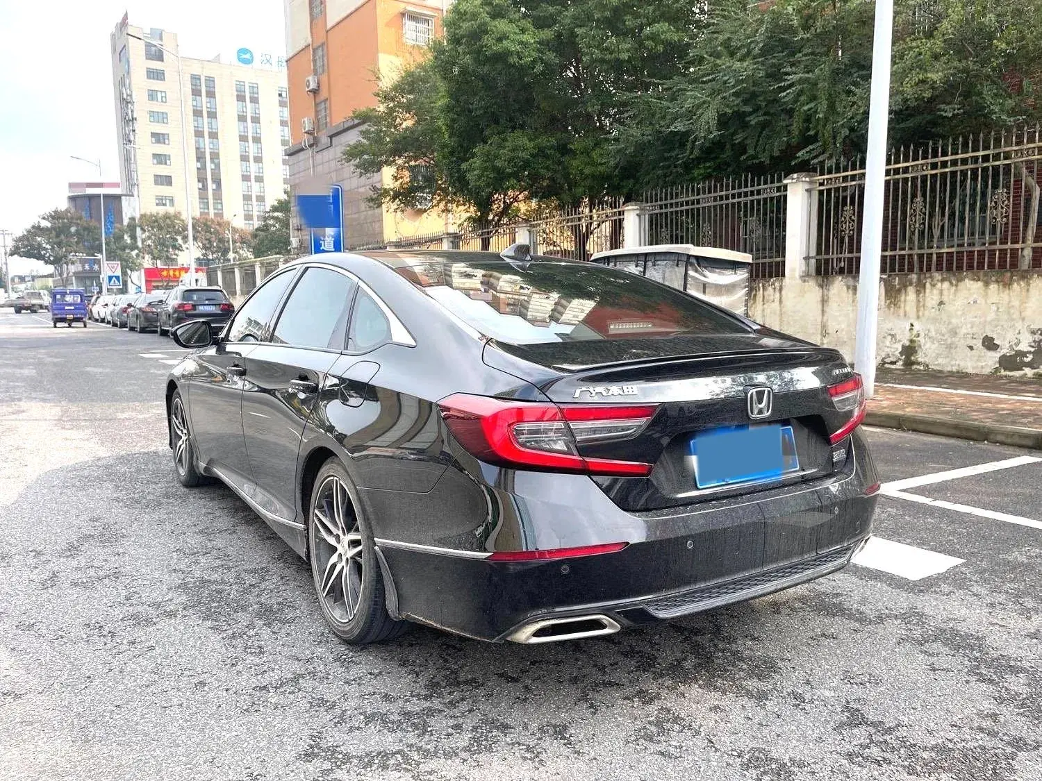 2022 HONDA ACCORD thumbnail 4