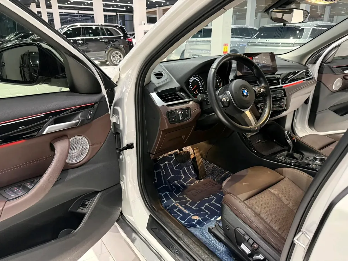 2022 BMW X2 2.0T 192HP L4 7DCT,autocango,china used car exporter,china ev exporter,chinese used car exporter,chinese used ev exporter