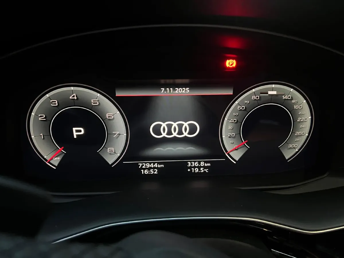 2021 Audi Q7 2.0T 245HP L4 8AT,autocango,china used car exporter,china ev exporter,chinese used car exporter,chinese used ev exporter